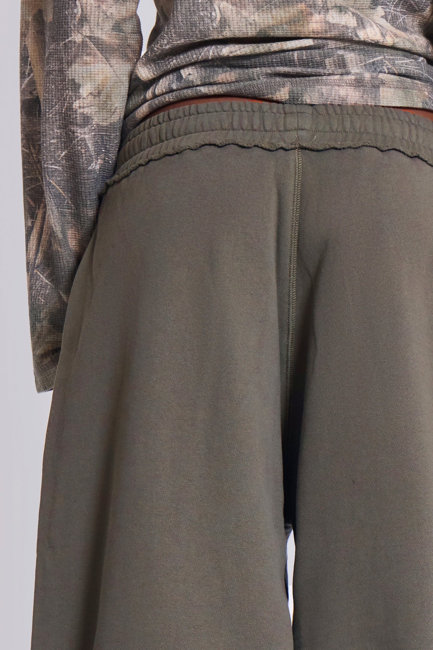 Los Urban Relax Fit-verde militar