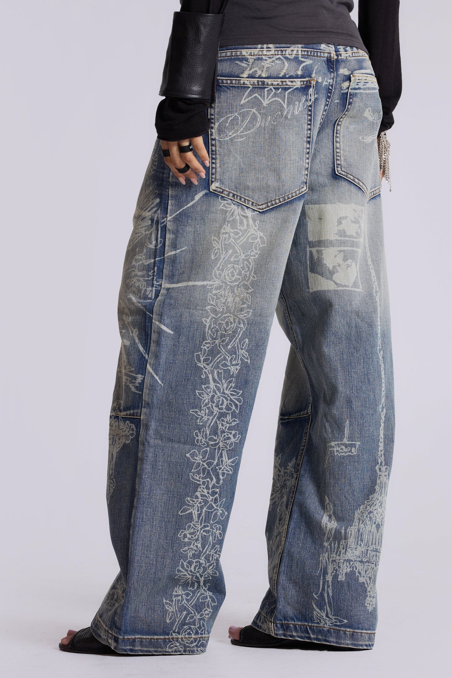 Vintage Art Baggy Jeans